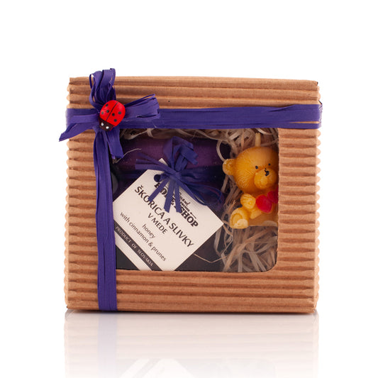 Krabička škoricovo-slivková mňamka a sviečka